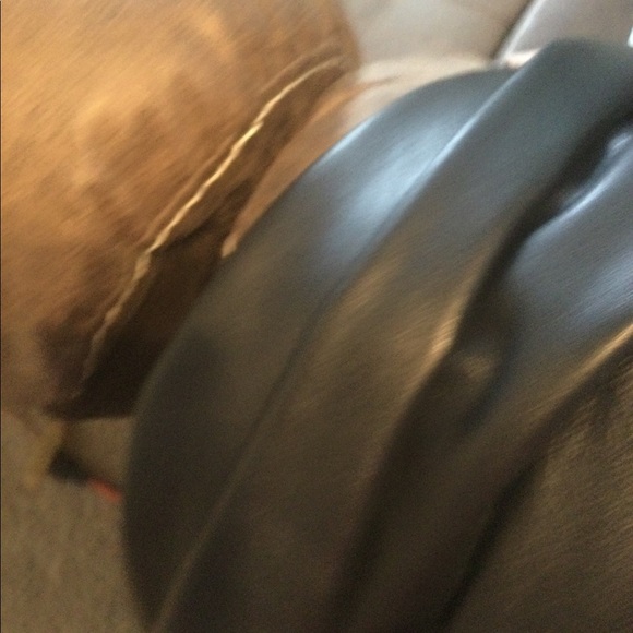 Danier Leather Jacket With Zipout Liner - Picture 5 of 16